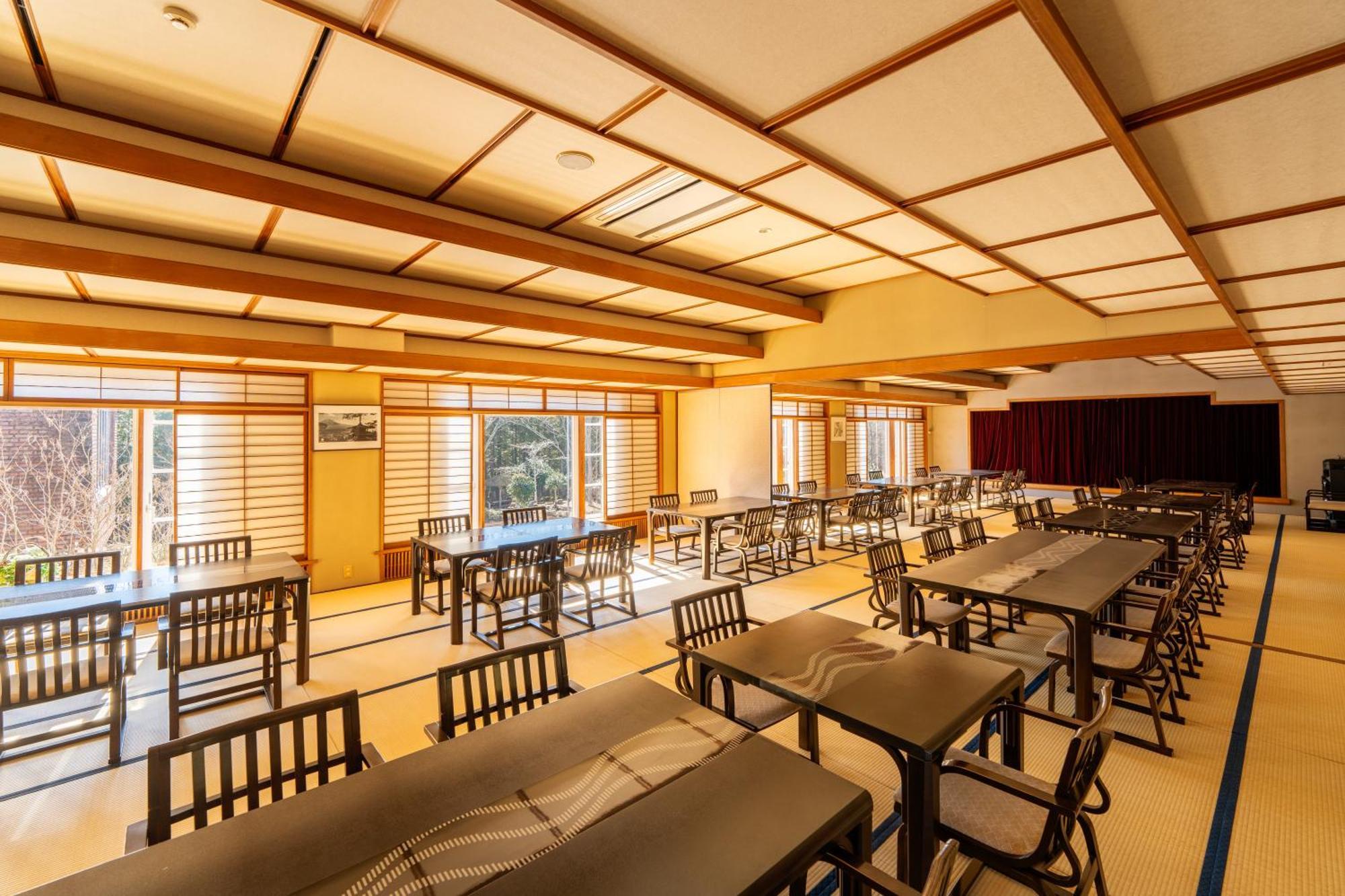 富士祥栄会館 Hotel Oyama  Exterior photo