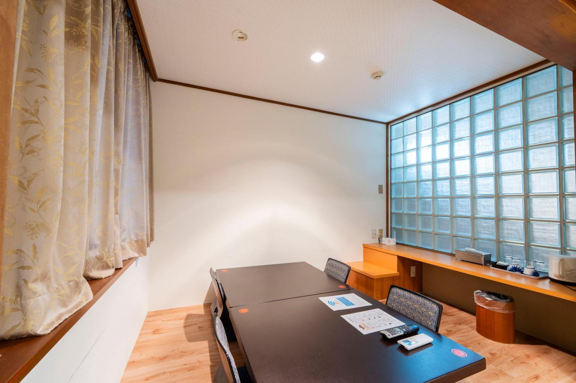 富士祥栄会館 Hotel Oyama  Exterior photo